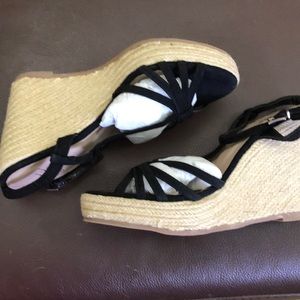 NWT COLIN STUART BLACK SUEDE TSTRAP ESPADRILLES